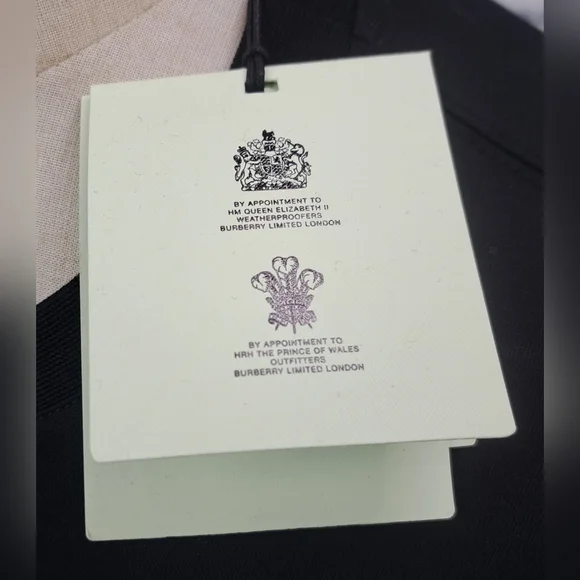 NWT Burberry Men's T-Shirt Tee Black Power Fist TB Logo Organic Medium - Picture 10 of 16